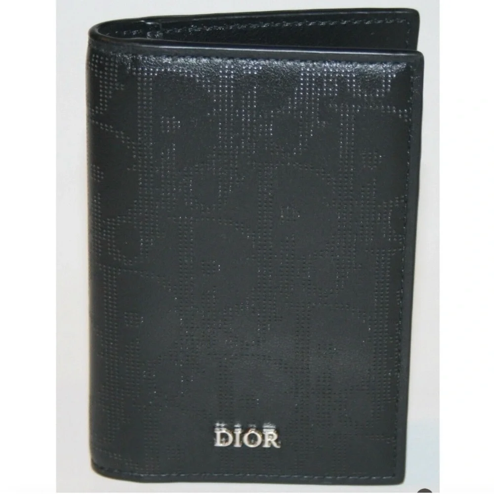 FLASH SALE🔥🔥Dior black perforated leather Bifold Wallet with Silver Hardware💗